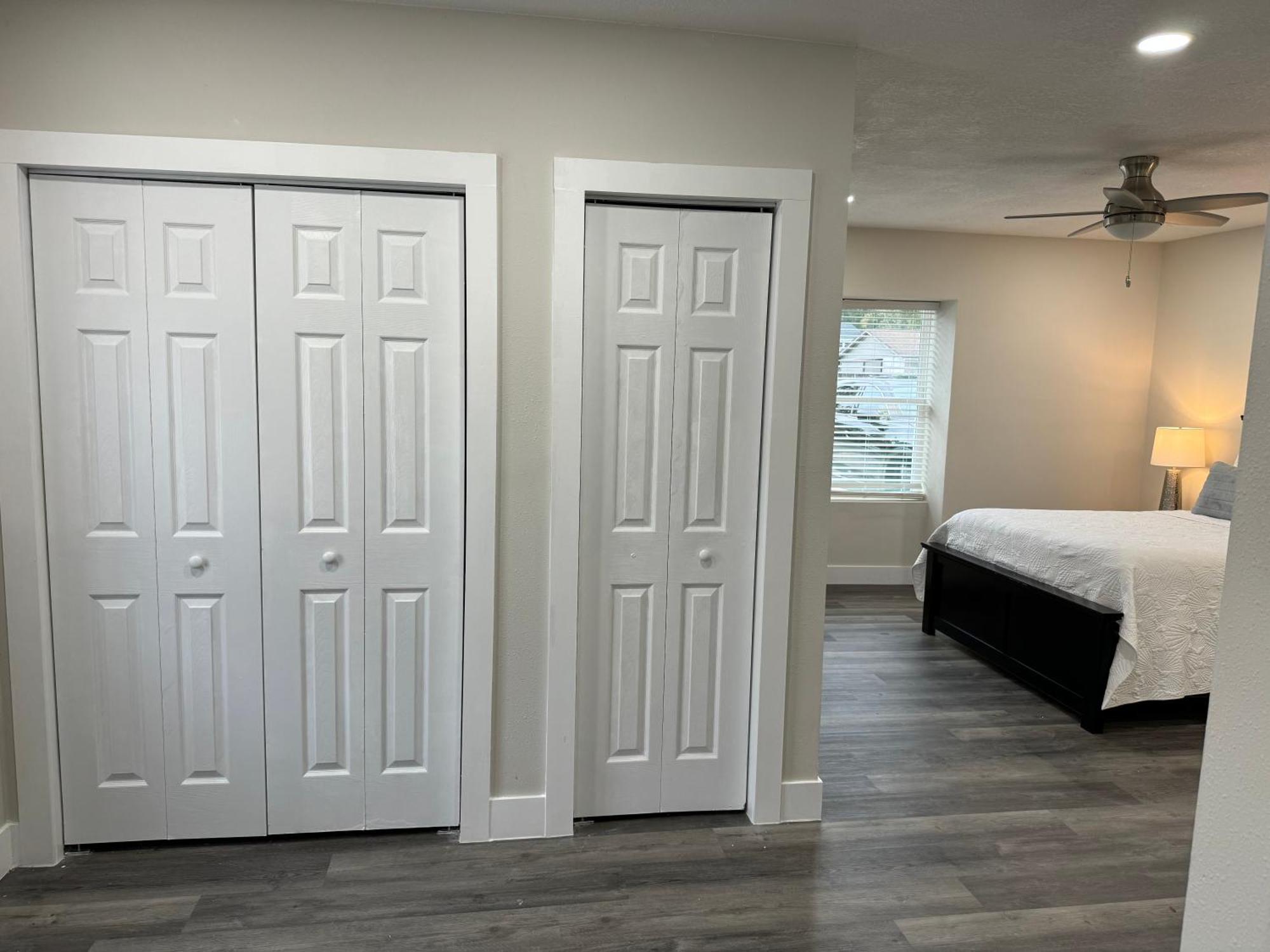 Deluxe Apartment Whit Laundry Тампа Экстерьер фото